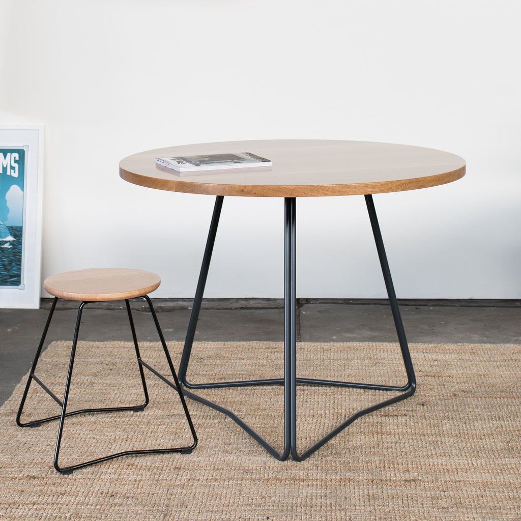 TRI dining table - Hunt Furniture