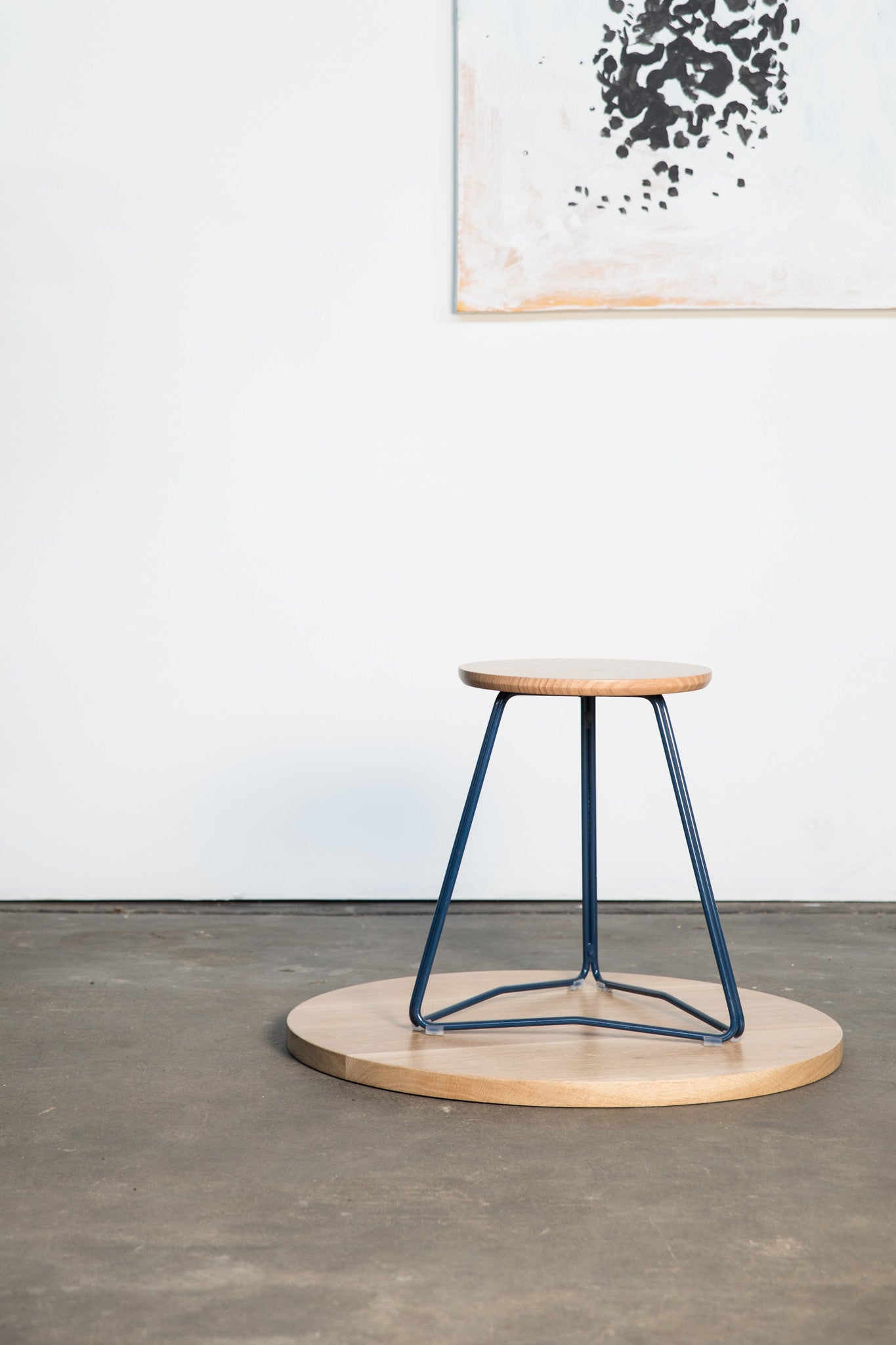 TRI450 stool - Hunt Furniture