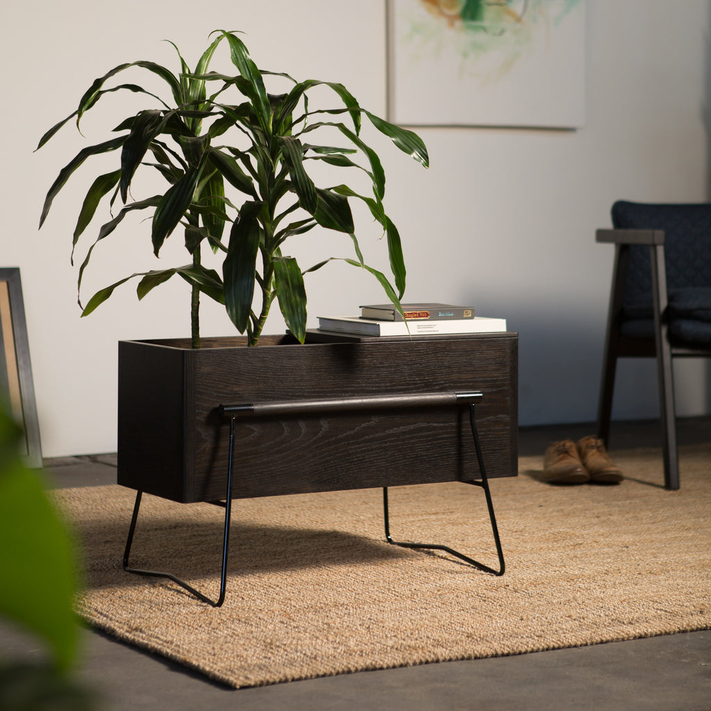 TOM Side table / planter - Hunt Furniture